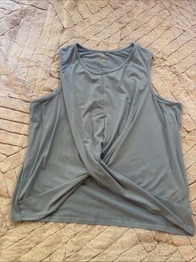 Active USA Slate Gray Twist Front Tank Top